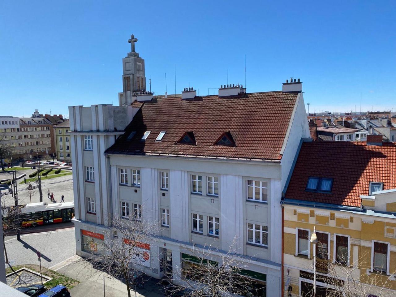 Hradec KrálovéPerla Hradce 302アパートメント エクステリア 写真